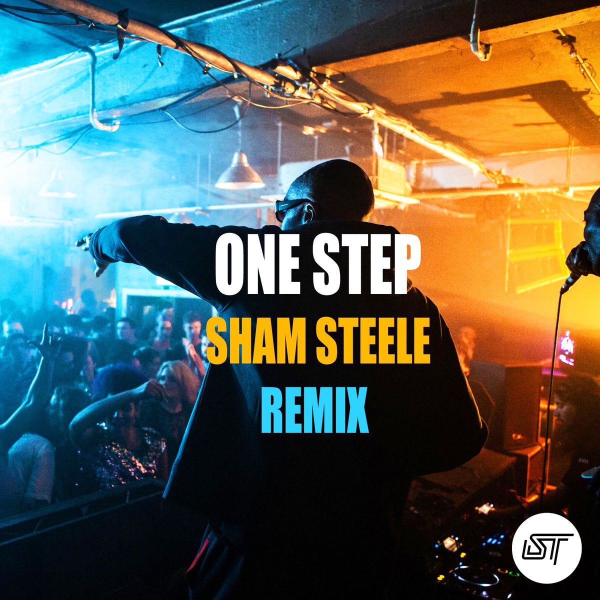 Swing Ting (@swingting) on Twitter photo Big reissue out now on Manchester's <a href="/rhythmlabrecs/">Rhythm Lab Records</a> of our track "One Step" with <a href="/Trigganom1/">Trigganom</a> 🎤
The original cut dropped in 2015
Along with a re-release it's been given the heavyweight remix treatment from wicked producer <a href="/shamsteele/">Sham Steele</a> of @TRPHSE_ crew 🌃
fanlink.to/OneStepShamSte… Big reissue out now on Manchester's <a href="/rhythmlabrecs/">Rhythm Lab Records</a> of our track "One Step" with <a href="/Trigganom1/">Trigganom</a> 🎤
The original cut dropped in 2015
Along with a re-release it's been given the heavyweight remix treatment from wicked producer <a href="/shamsteele/">Sham Steele</a> of @TRPHSE_ crew 🌃
fanlink.to/OneStepShamSte…