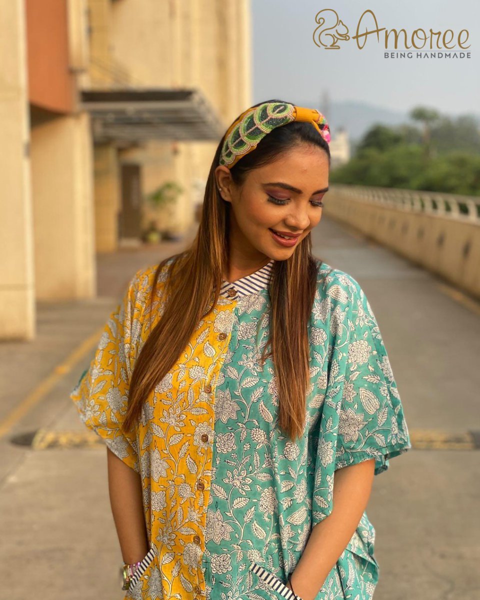 AmoreeIndia's tweet photo. The trendiest design of the season amongst the celebs is here.😍😍
Want one for yourself too?
Just DM us and get yours today.
.
.
#amoree #amoreeindia #trendingnow #celebrityfashion #shopnow #trendiestdesigns #celebrityspecial #fashionlover #poojabanerjee #celebritymodel https://t.co/PwYg1B96yB