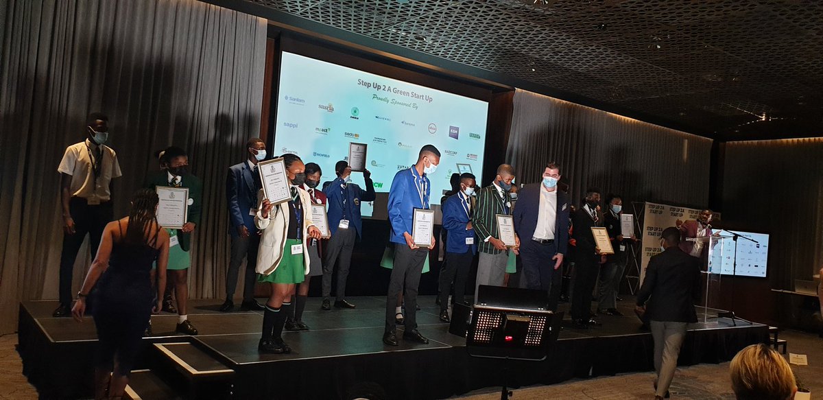 ClaireBear020's tweet photo. @MomMetZA @Primestars today we celebrate the achievement of the youth in entrepreneurship in the Green Economy. Receiving their awards today.
#stepup2astartup #entrepreneurship #MomMetCSI https://t.co/fKUTzrt8oM
