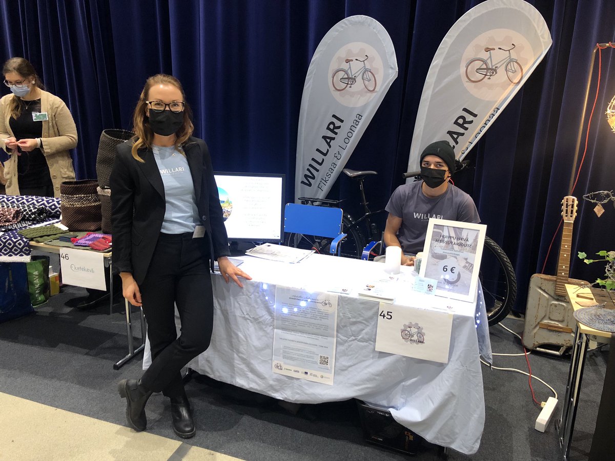 JAKAJAThanke's tweet photo. #jakajathanke ja meidän upeat pilotit ovat tänään esillä #KIERTOFest-tapahtumassa Tampere-talossa! Tervetuloa moikkaamaan! #kiertotalous #jakamistalous https://t.co/8ILjvineJW