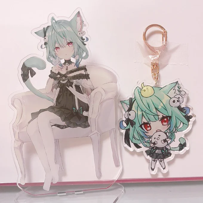 コミケ用のアクスタとアクキー届いた!可愛い見て見てー!🦋✨ 