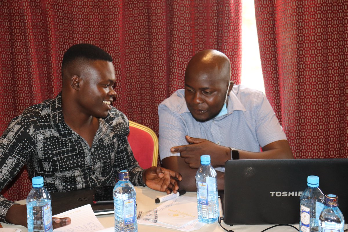 LakeHub's tweet photo. "Youth development policy implementation is paramount in youth social & economic empowerment" ~ @SilvyaKananu project Lead @IREXintl Youth Excel @karryjay @tjoshwa
#Iconke
#Pu35
#research2change
#working2gether https://t.co/KkMcMujvRJ