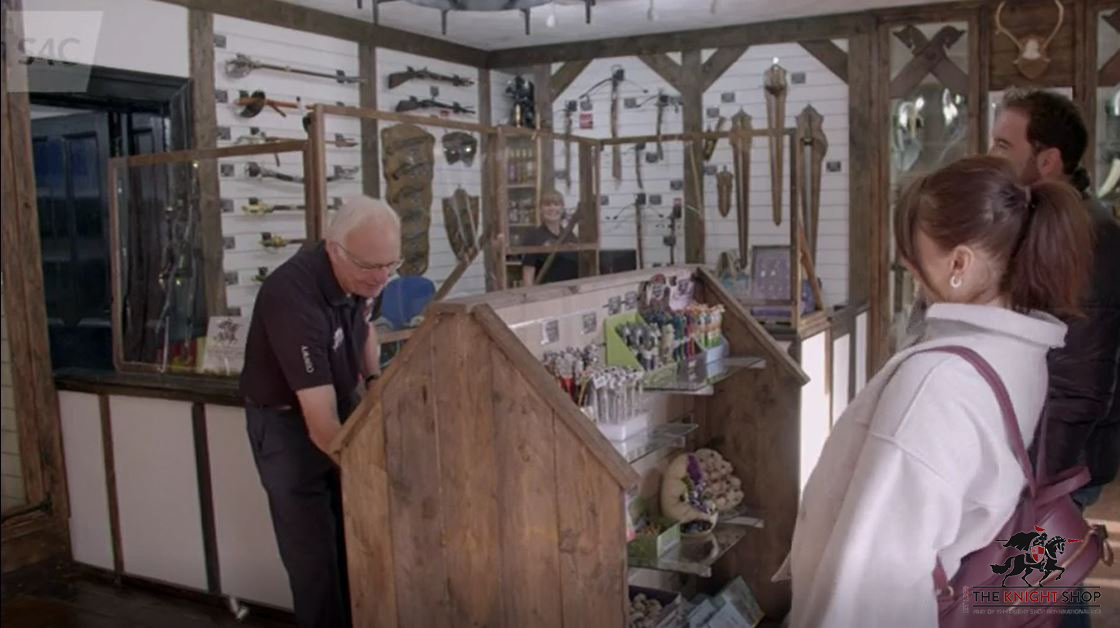 TheKnightShop's tweet photo. Back in September, we welcomed @S4C  to our shop in Conwy!
The production was shooting for 'Priodas Pum Mil'. This particular couple had an interest in Owain Glyndwr and Welsh History.
We were more than happy to supply them with a few items we knew would work perfectly! #conwy https://t.co/lhw5aoGUuo
