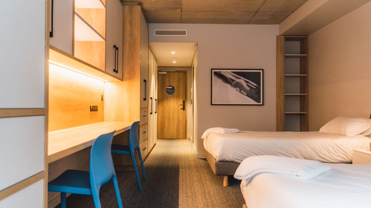 Tignes.co.uk tweet media