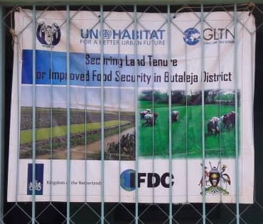 UCOBAC_'s tweet photo. The Netherlands Embassy in 2018 funded a project in #Butaleja district aimed at improving #tenuresecurity on #customaryland  in Uganda. The project was implemented by @UCOBAC_ with support from @GLTNnews, @UNHABITAT and @ministry_lands #stand4HerLand https://t.co/8RVzcwZ3CN