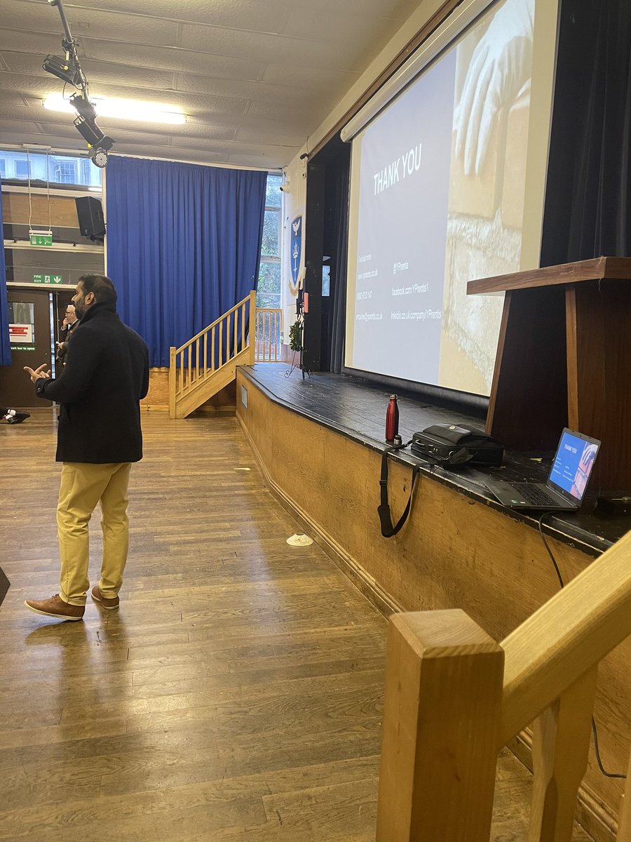 KateLizWilliams's tweet photo. Thank you @YPrentis for inspiring year 11 pupils at @starchsch on Monday 👷🏾‍♀️👷🏻‍♂️🏗💡. #inspiringthefutureworkforce #careerswales https://t.co/hnVRYj4HY7