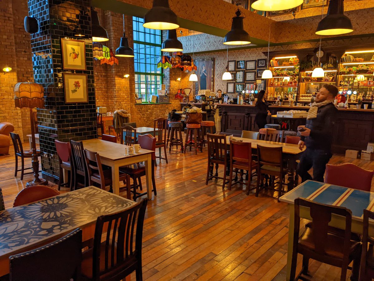 Alex Reilley tweet media