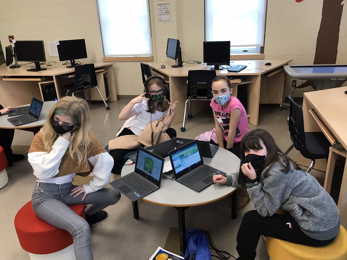 CoachPeteNL's tweet image. Some great coder in Gr.5  @mmewfisher @paradiseelem this group had the most students finish #CodingWithTheGrinch #HourOfCode #CodeWithTESIC @NLESDCA @nltatesic
