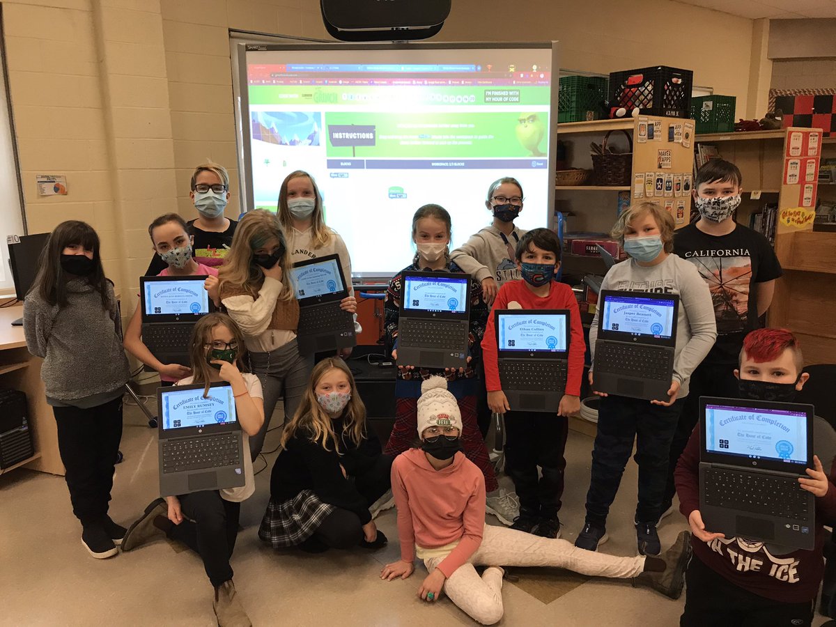 CoachPeteNL's tweet image. Some great coder in Gr.5  @mmewfisher @paradiseelem this group had the most students finish #CodingWithTheGrinch #HourOfCode #CodeWithTESIC @NLESDCA @nltatesic