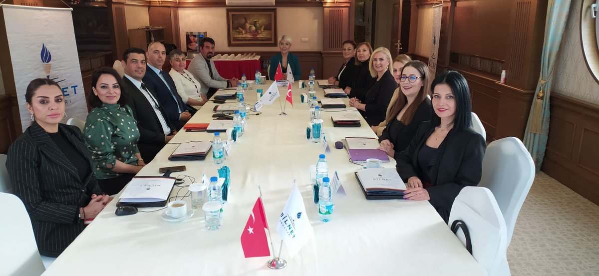 zehratopaloglu_'s tweet photo. 2022-2023 Eğitim-Öğretim Yılı programlarımız Samsun,Eskişehir ,Ankara Yenimahalle -Çayyolu ve Mogan  Kampüslerimizin yöneticileri ile paylaşıldı.Eğitim ve öğretim adına çocuklarımızı üst düzey becerilerle donatacağımız güzel kararlar alındı. https://t.co/7m4PS9g4oo
