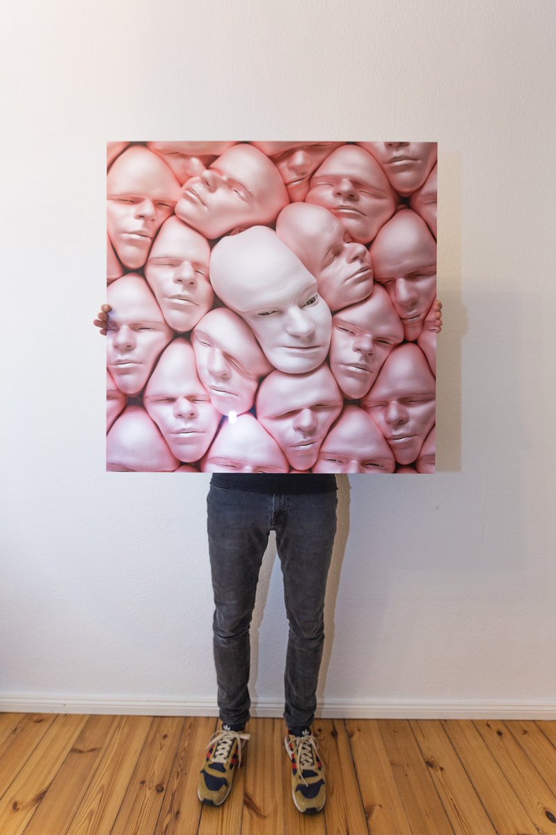 extraweg's tweet photo. Last month I sold my โcrowedโ artwork @institutco as 1/1.
The collector @Kees_the_King gets rewarded with this beautiful print.๐ฅณ
More infos: https://t.co/KLmCLS9X8i
#nft #artprint #extraweg https://t.co/a3a0Bi7Mvz