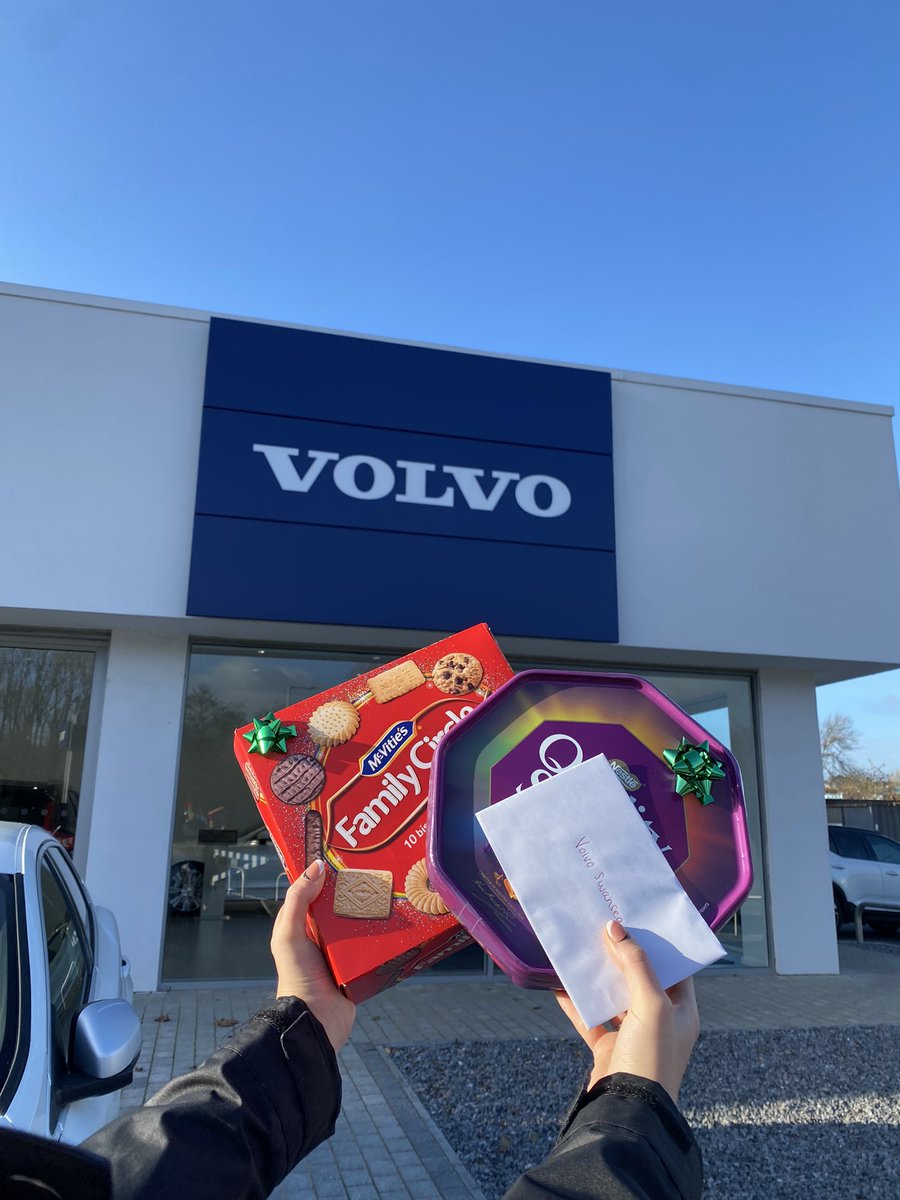 ellie_a_davies's tweet photo. Merry Christmas to @FRFVolvo 🎅🏼 hope you enjoy your gifts from us, looking forward to working with you again in the new year🎄 @DanielleCJ_ERAC @MichelleU5ERAC @EracCymru @SteveWrenU2 https://t.co/FOjy95xmwD