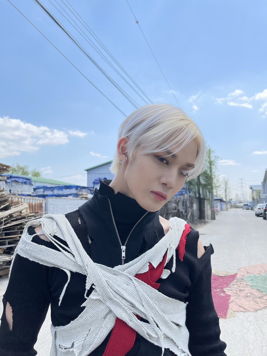 CIX_FIX_BAE's tweet photo. แโธโแ
๊ฐ ษฬดฬถฬท ยทฬฎ ษฬดฬถฬท ๊ฑ
/>๐คc\ โก ์ฌํด๋ ํ
์๋ ํธ ์๋ค...๐ป
์ง์์ด ์ง์ง ์ธํ์ธ์ค ์์๋,,, =ออออโก
๊ทธ๋ฆฌ๊ณ ๋ฉ์ ํ๋ ์ง์์ด๋ ๋ด์ ๋๋ฌด ์ข์๋ค!!โค๏ธโค๏ธโค๏ธ ๋ฌด๋๋ก๋ ๊ผญ ๋ณด๊ณ ์ถ์ด์๐๐ป๐๐ป
https://t.co/WqhOPcdKAV
#CIX_TESSERACT #UNIVERSE_MUSIC https://t.co/sFiUxGV5Vr