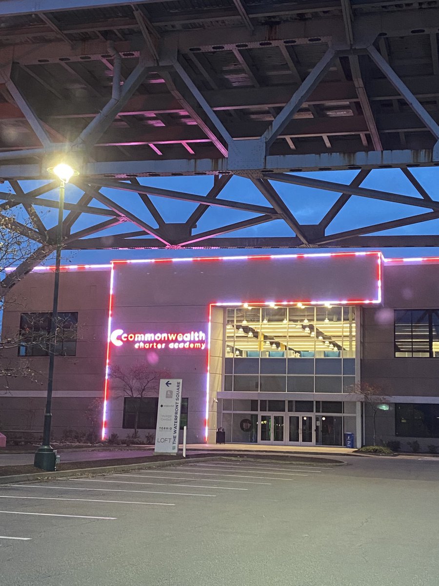 sam_christy's tweet image. Good morning #TechWorksatCCA!