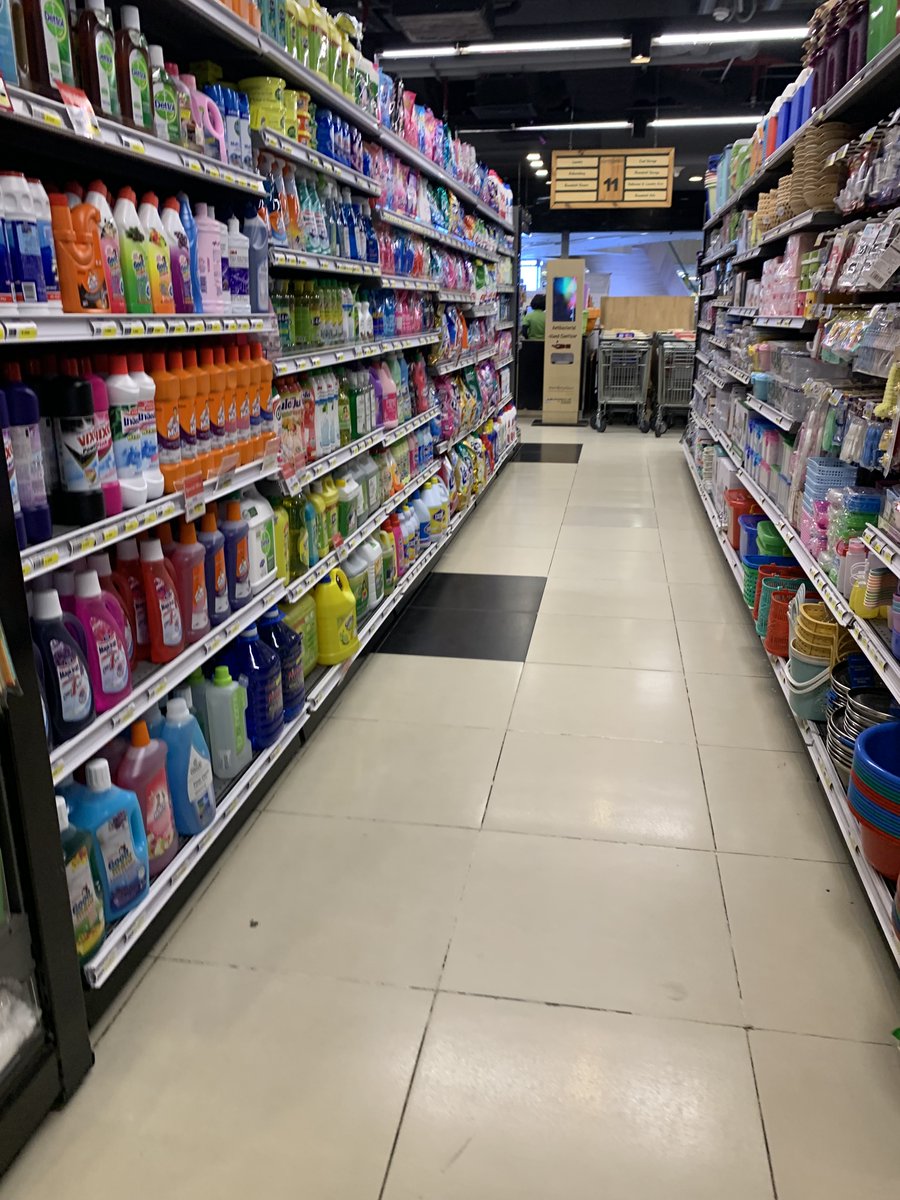 IrrawaddyNews's tweet photo. It has been nearly two weeks since Yangon residents began boycotting Myanmar Plaza after its security guards attacked anti-regime protesters on Nov. 25. On Wednesday, after the 12th day, the city’s popular shopping mall was still deserted. 

Related story: https://t.co/9JiFUBNp9r https://t.co/OmnL8oVGzj
