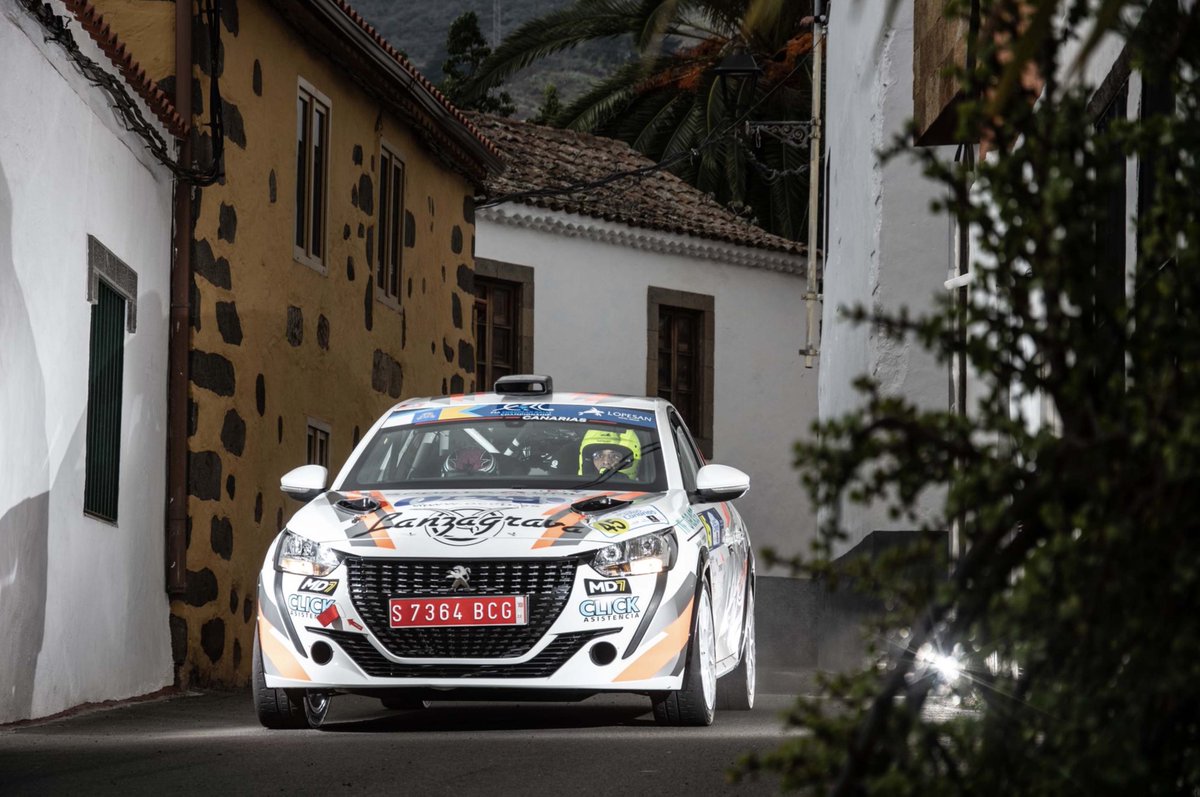 britoprensa's tweet photo. El Campeonato de Canarias, y también el de Las Palmas, finalizan este fin de semana. El #Rally Isla de #Lanzarote pondrá punto y final a ambos certámenes, un escenario especial para #Sports&amp;YouCanarias ➡📝https://t.co/EDfPqNIoq1 https://t.co/jLrI8TF5uh