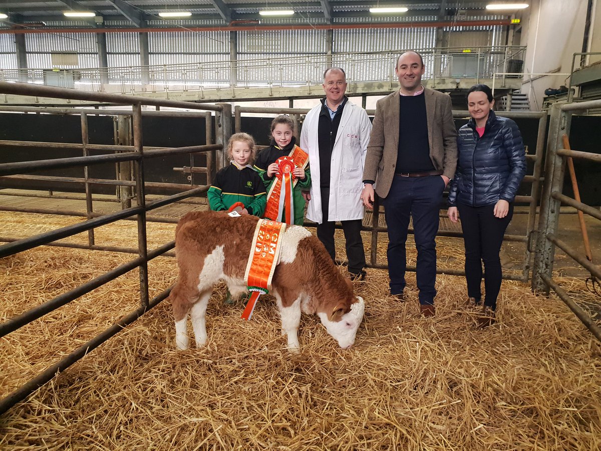 FarmersOfTheUK's tweet photo. Moving on to 2019 & we ran an auction to support a #SuicidePrevention charity with through #RearingToGo , with the help of great friends incl auctioneers & supported by @FeedForGrowth & @DairygoldCo_Op it raised much needed funds for @TeacTom https://t.co/9eps8Bz9Z2