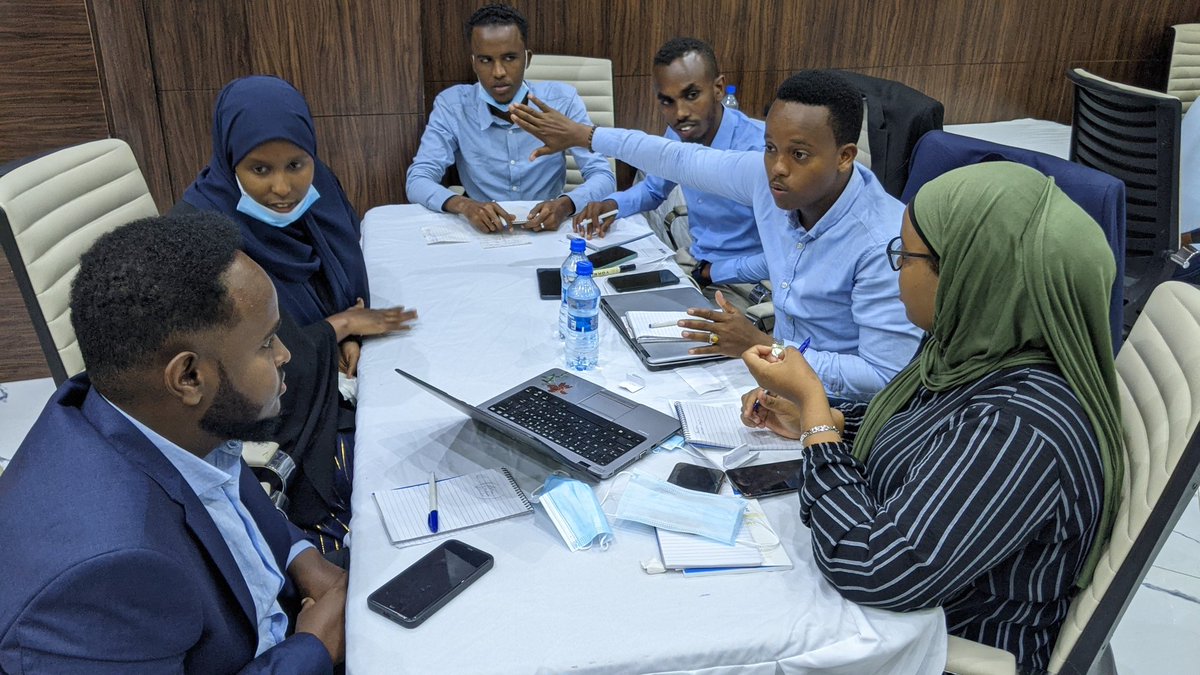 Our Board Member <a href="/Sahra_Noor/">Sahra Noor</a> shares her experience and process for  <a href="/hellocaafi/">Hello! Caafi Telehealth</a> with the <a href="/UNDPSomalia/">UNDP Somalia</a> <a href="/SIMADiLab/">SIMAD iLab</a> accessibility tech innovation #hackathon participants in #Mogadishu #Somalia #DisabilityInclusion #DisabilityTech