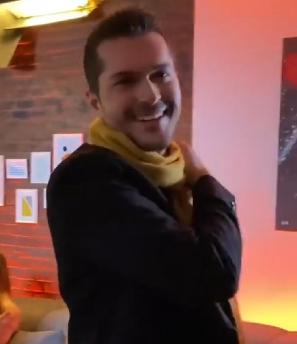 GÜLÜSÜN BANA OKSİJEN GÖREMEZSEM DELİRİCEEEMM