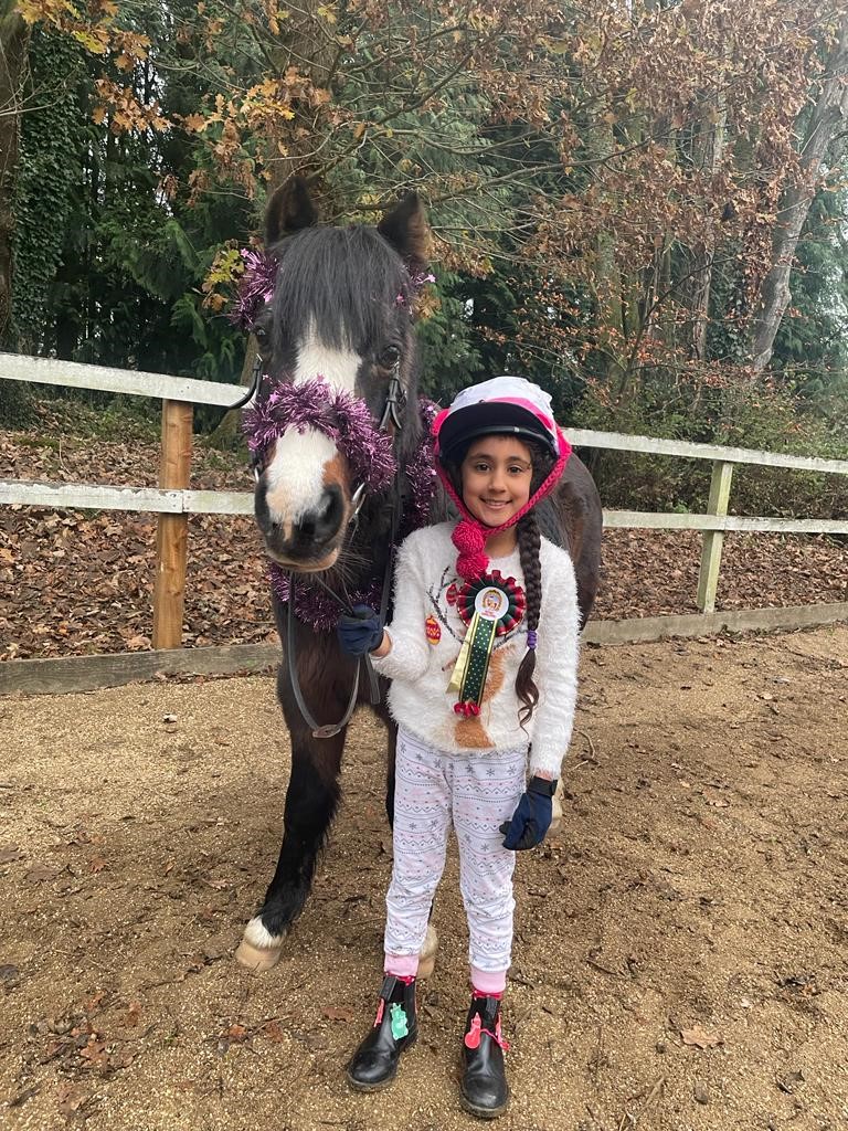 KESPreparatory's tweet photo. Our #StroudYear3 riders and ponies have again been dressed head to toe in Christmas sparkle for their Christmas Gymkhana!  We're loving the sparkle! #StroudHorses #StroudOutdoors #StroudCreativity https://t.co/LRc6mmAQLr
