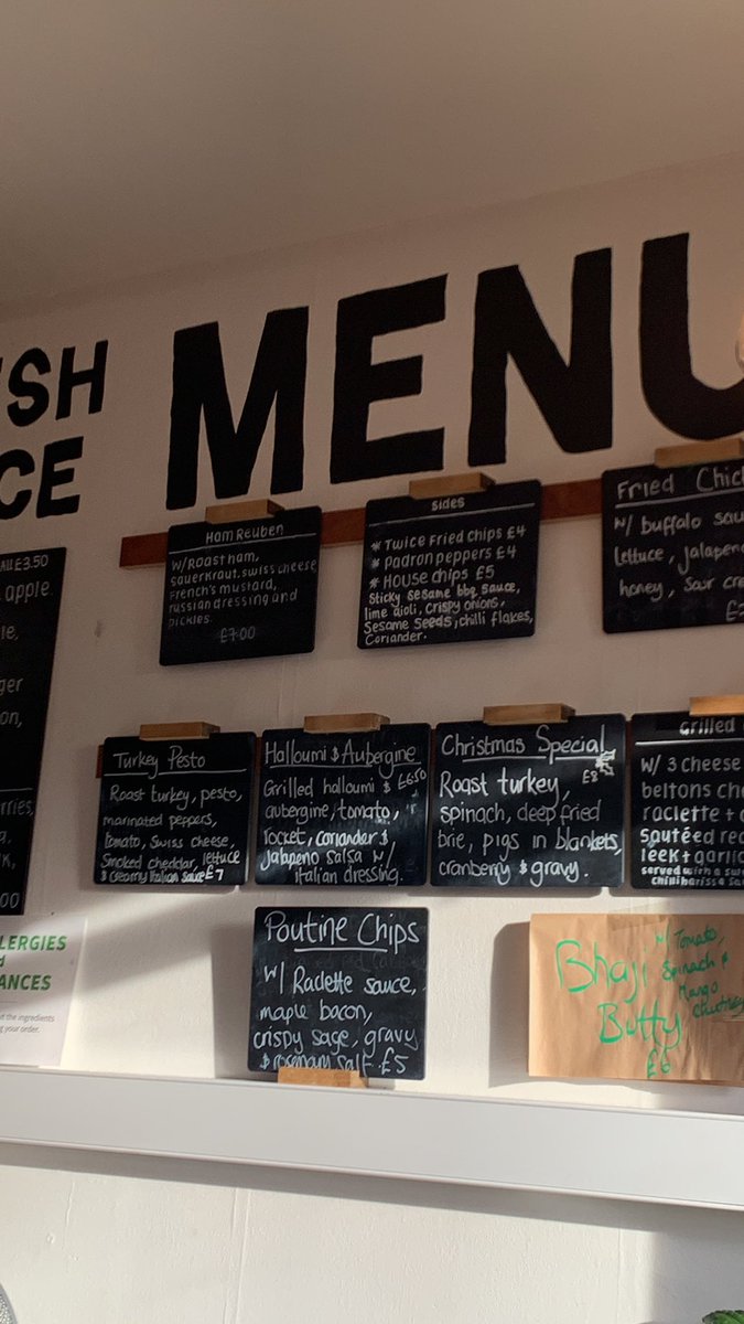 ipedalcargo's tweet photo. 29 fab sandwiches delivered to the teachers at Mill View Primary School in Upton from @PeakSandwiches in Hoole today. Big eaters, enjoy your lunch folks👍😊 #chester #chesterTweets #sustainableTransport #DeliveringSmiles https://t.co/TXZQuCDV81