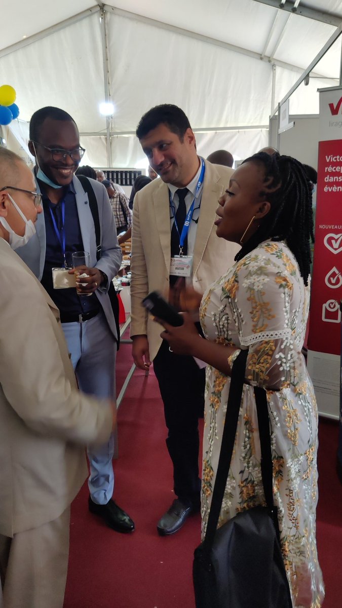 khalida_soki's tweet photo. The @AfricanAFRAN Monthly quiz team no doubt brainstorming on the next question @Gawad_Nephro #AFRAN_Congress_2021 https://t.co/Xuj1etp5Fl