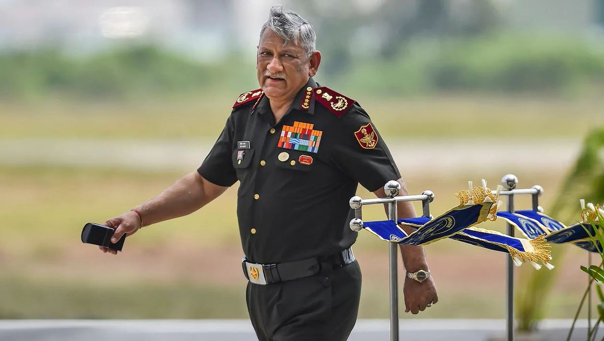 SSBCrack's tweet photo. We lost CDS General Bipin Rawat and 12 others in today’s chopper crash.

Om Shanti 🙏🏻🇮🇳❤️⚔️💐 https://t.co/eeLOqzTdlj