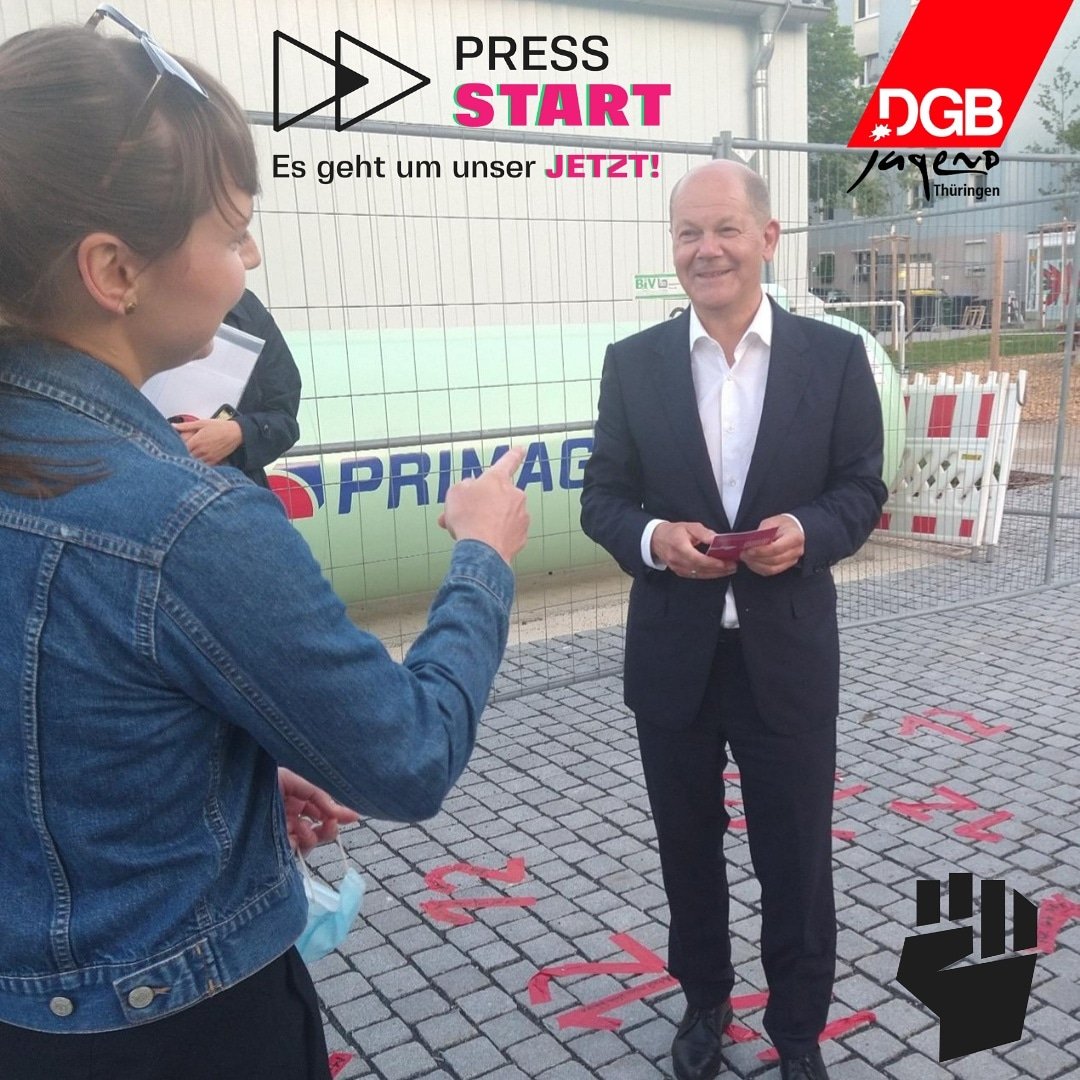 👉🏾 Lieber @olafscholz Glückwunsch zur Wahl zum Bundeskanzler. Es gibt viel zu tun &amp; der Koalitionsvertrag kann nur der #Mindeststandard sein! Da geht noch was: umlagefinanzierte #ausbildungsgarantie  #bafögbessermachen #schülerbafög &amp; #befristungabschaffen