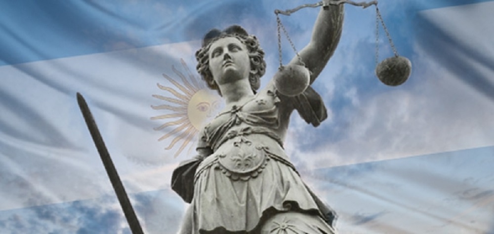 FORENSIK_SA's tweet photo. Tribunal Penal argentino condenó a médico forense por efectuar un informe de autopsia inexacto
▶️https://t.co/cANLBZSv1N https://t.co/JxANf3WgO5