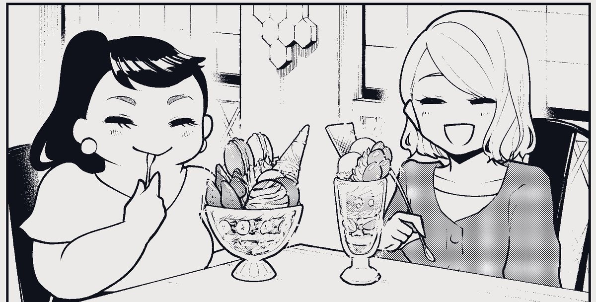 時折食べ物褒めていただいて嬉しいです🍨無機物は描くの嫌すぎてアシさんにお皿だけ描いてもらって、食べ物は自分で描くことがあります🍜笑
食べ物は定規使わなくていいから楽しい。 