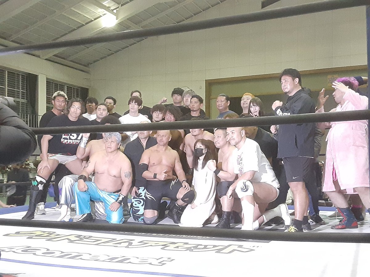 johnthewildcat's tweet photo. 相島選手、本当にお疲れ様でした!!
#ddtpro
#YutoFINALROAD https://t.co/3ai2JGoc5Z
