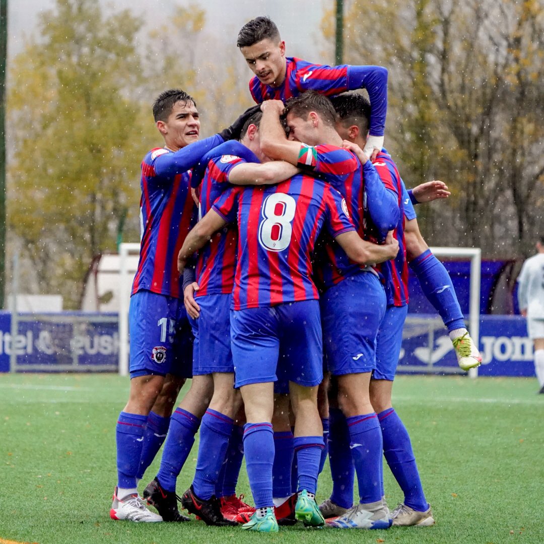 AMAIERA ⚔️ FINAL

<a href="/CDVitoria1945/">C.D. Vitoria</a> 3-1 <a href="/CDSANI/">CD SAN IGNACIO</a> 
⚽️ Zabala, Eñaut, Unai

#Armagintxoak