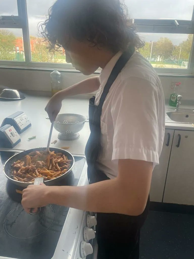 AspireLiverpool's tweet photo. One of our budding chefs, loving their very first food lesson in their vocational option #choices #endeavour #ASPIRE https://t.co/3W4eIMm3ql