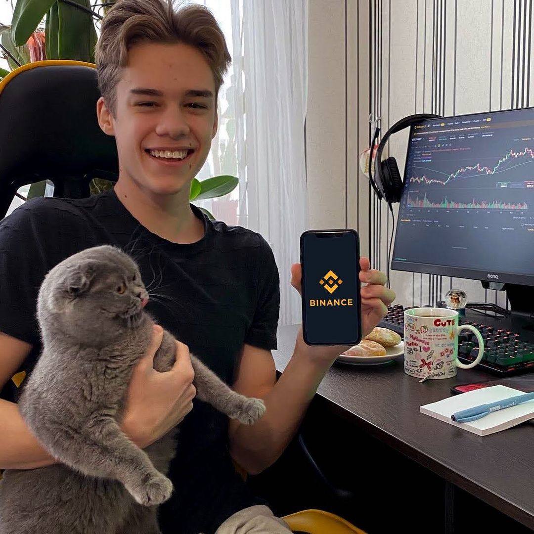 Binance tweet media