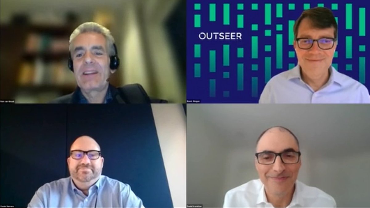 And, we’re live! ANG's Ron van Wezel leads our 1st panel on "Managing #Digital Risk During a #Payments Transformation Journey" at #RBCXForum w/ experts Xavier Herrero (<a href="/caixabank/">CaixaBank</a>), Daniel Kornitzer (@PlugIntoPaysafe) &amp; Brent Sleeper (<a href="/OutseerCo/">Outseer</a>)
bit.ly/2ZZ #CX