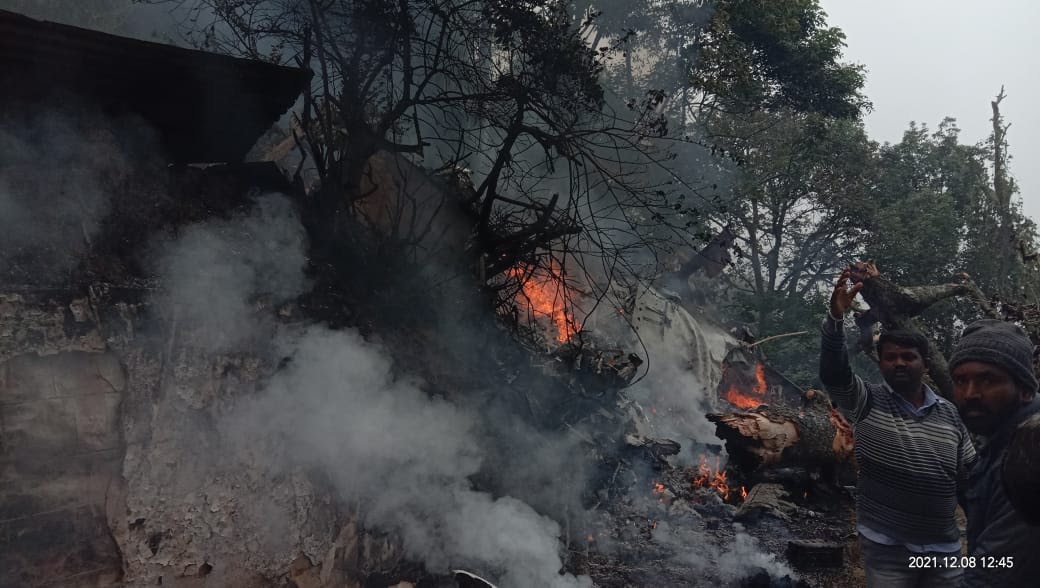 yespunjab's tweet photo. Gen Rawat, wife, 12 others killed in chopper crash, says IAF
https://t.co/Yrex3WPDj2

#GenBipinRawat #MadhulikaRawat #CDS #ChiefofDefenceStaff #CDSChopperCrash #Army #IndianArmy #ChopperCrash #ArmyChopper #HelicopterCrash #Coonoor #TamilNadu #IAF #IndianAairForce #YesPunjab https://t.co/kiript4NDh