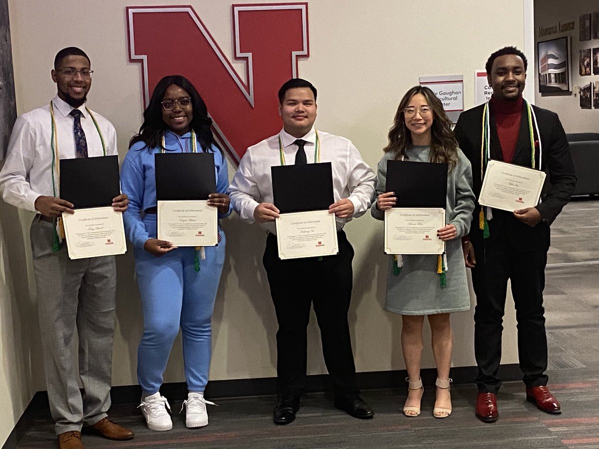 sweet2charlie's tweet photo. Last night OASIS celebrated our Fall 2021 graduates! So proud of all our students!! ♥️🥰😎 https://t.co/0AP54MhrDr