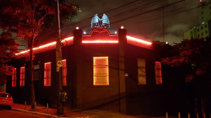 Escarlatina Obsessiva ao vivo no Madame dia 13/2!!!! ♡ Em breve o flyer oficial!

#madame #EscarlatinaObsessiva
#LIVE  #AoVivo #postpunk