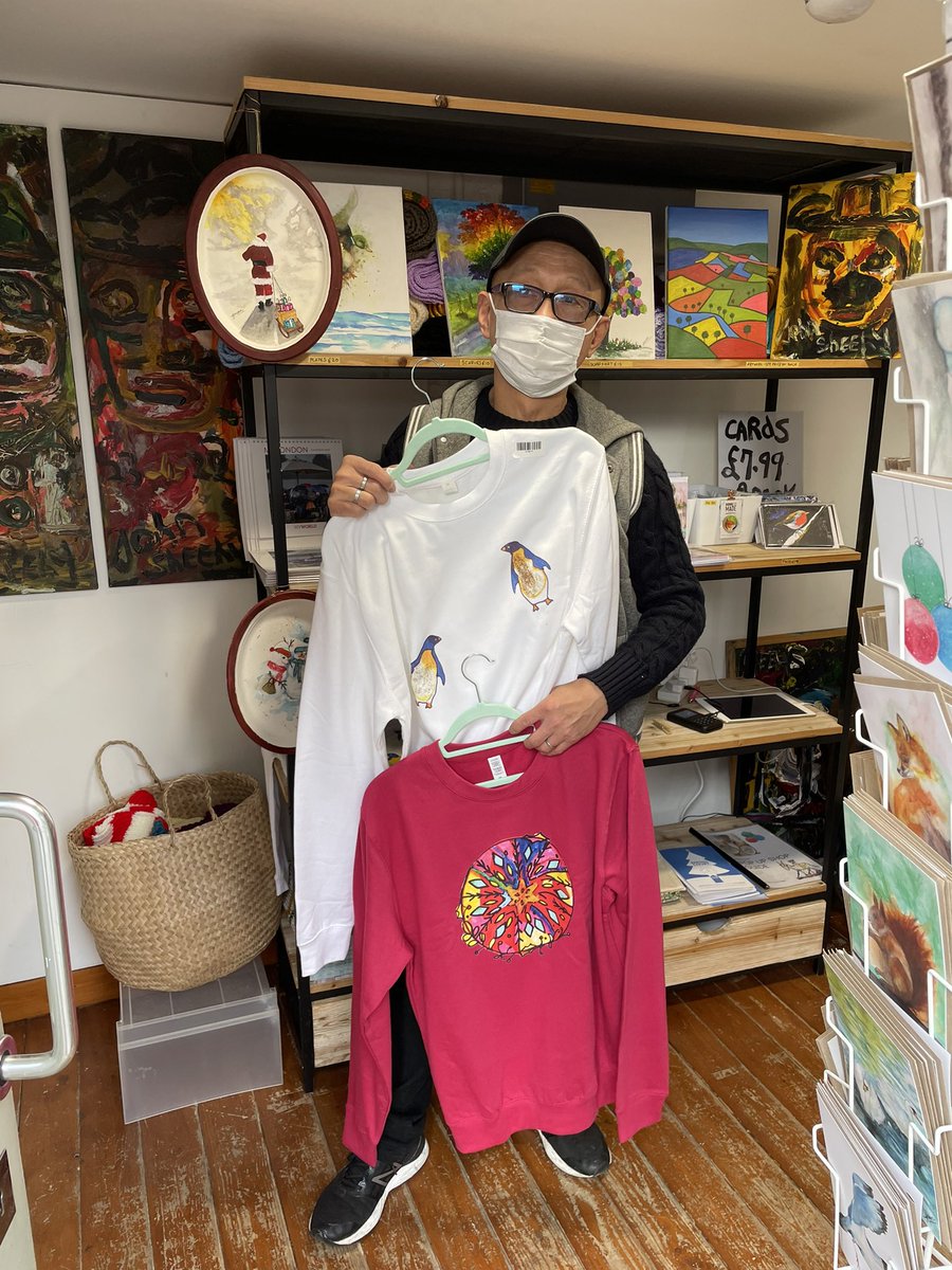 MichaelNAngus's tweet photo. Doing a shift at @homelessmade pop up shop. Do come and visit us at 18 Lillie Road, SW6 1TS and help us end #homelessness. https://t.co/hvqycwY65d