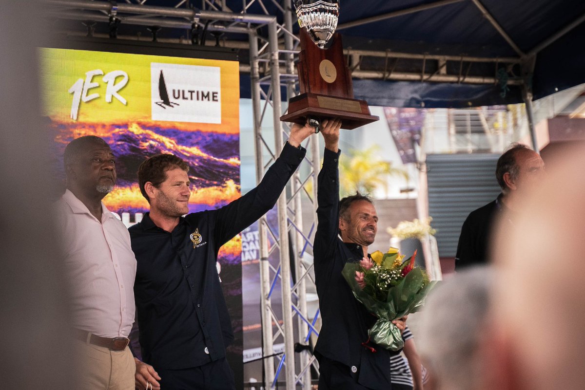 ☑️ Clap de fin d’une très belle saison pour le #GitanaTeam

Pas de #TrophéeJulesVerne cet hiver après un choc avec un OFNI sur la route retour des Antilles. L’équipe aux cinq flèches se projette déjà sur le Rhum

📲 bit.ly/3CW8RtQ

📸 @bstichelbaut / polaRYSE / GITANA SA