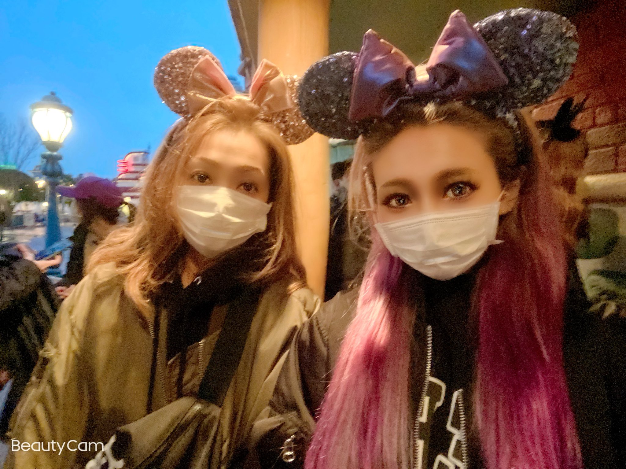 Mi Chan 休日day Mama とdate In Tokyo Disney Land 2人して雨女だから安定 東京ディズニーリゾート 東京ディズニーランド Disney Disneyland 親子 リンクコーデ ギャル ぎゃる Gal ギャルしか勝たん 派手髪 派手髪女子