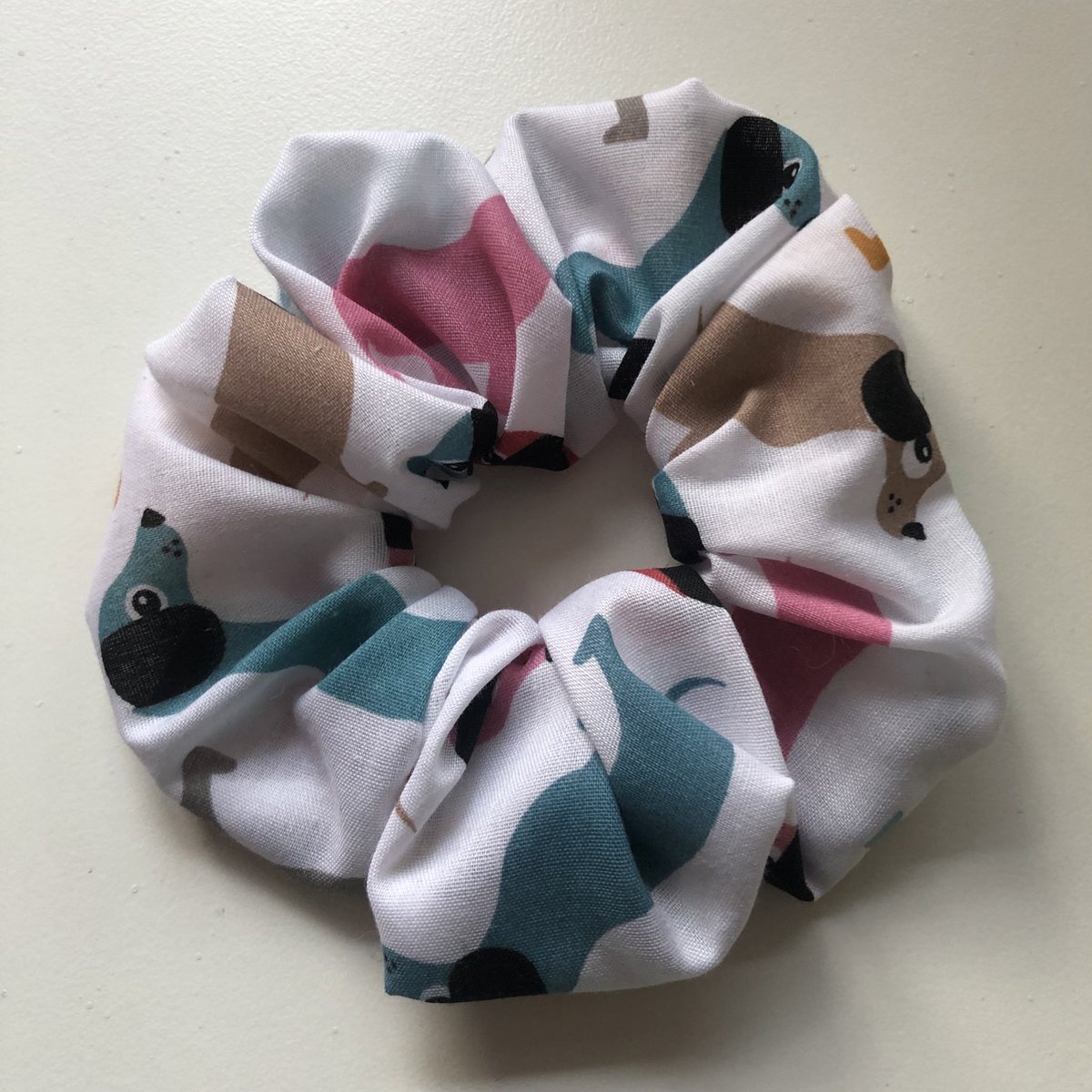 georgiakdesigns's tweet photo. Looking for some stocking fillers? We have small scrunchie sets available on Etsy in unicorn and sausage dog prints. Perfect for children and shorter hair. https://t.co/j6IAx84Rau