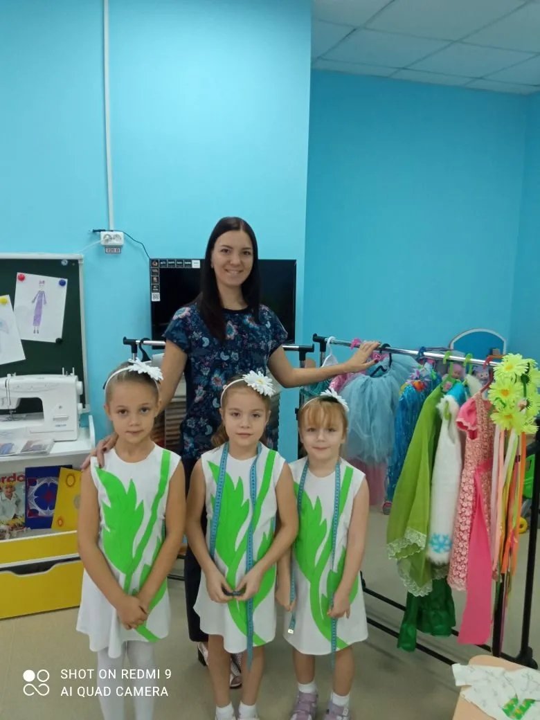 #нацпроектобразование
#региональныйэтап
В рамках нацпроекта"Образование" и регионального проекта "Успех каждого ребёнка" команда детей  нашего детского сада "Креатив" приняла участие в региональном этапе Чемпионата "БУДУЩИЕ ПРОФЕССИОНАЛЫ 5+" среди команд ДОУ в номинации "Дизайн"