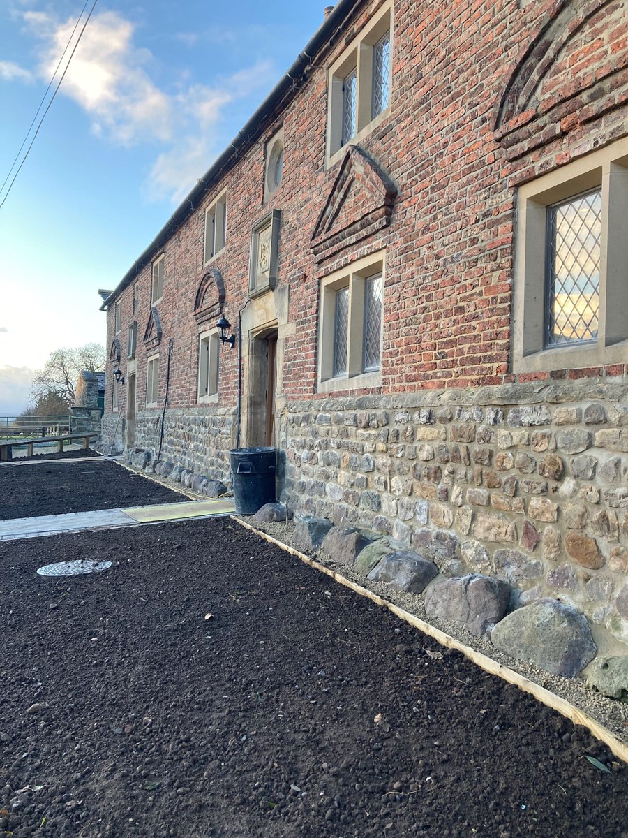 SafferCooperLtd's tweet photo. When new meets very old !! How wonderful that these exquisite Listed #Almshouses in #Yorkshire will be heated for the next chapter of their life with these fancy air source heat pumps. Thanks to all involved @HomesEngland @AlmshouseAssoc @BroadacresHA https://t.co/I0YP9n0Ohn