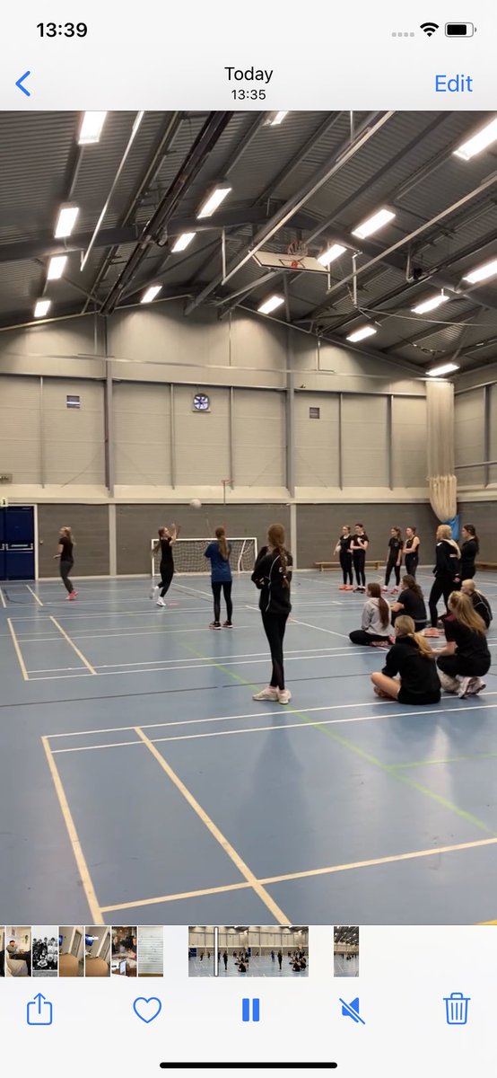 whigh_sport's tweet photo. Final senior netball training before they try to reclaim the Staff V Seniors title next week #netball #seniornetball #whssport #whs https://t.co/hNlxUCFpK7