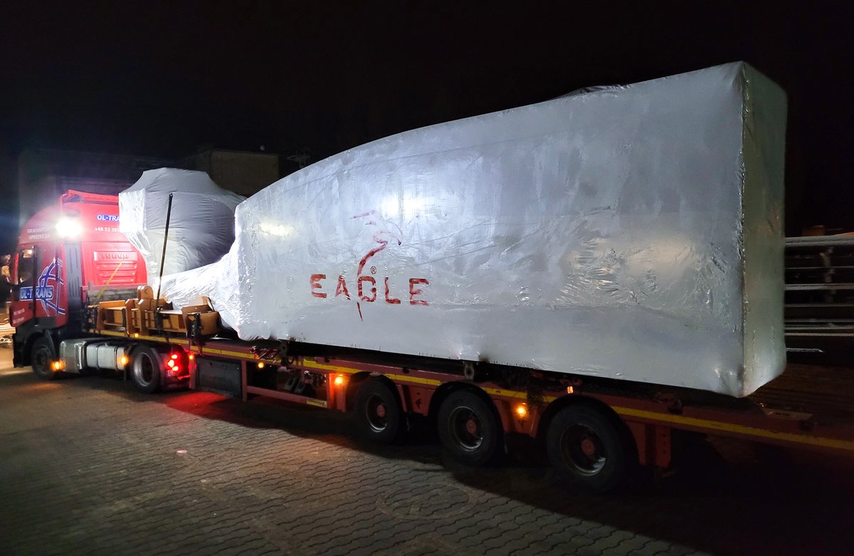 EagleLasers's tweet photo. Nothing like a fiber laser machine well-suited to our customer’s needs💪This iNspire1530 is headed to the south of Poland to boost productivity to another level 🔥Take a look at our complete fiber laser cutter portfolio: https://t.co/SO3W0bha9m
#PowerYourFuture #fiberlaser https://t.co/KzuhnVchcc