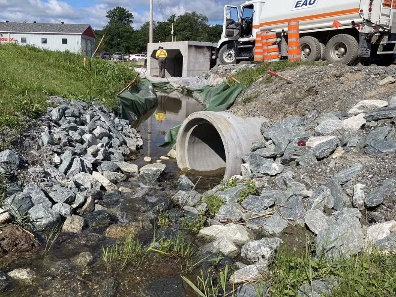 AvizoExperts's tweet photo. Les ingénieur(e)s civil(e)s spécialisé(e)s en #GestionEauxPluviales @AvizoExperts peuvent vous aider à améliorer la gestion des #EauxdePluie pour votre projet de #DeveloppementUrbain.
https://t.co/d83KXTNsBv
#OuvrageGestionEauxPluviales #OGEP #PGO #GenieCivil #GenieMunicipal https://t.co/sT0e01254m