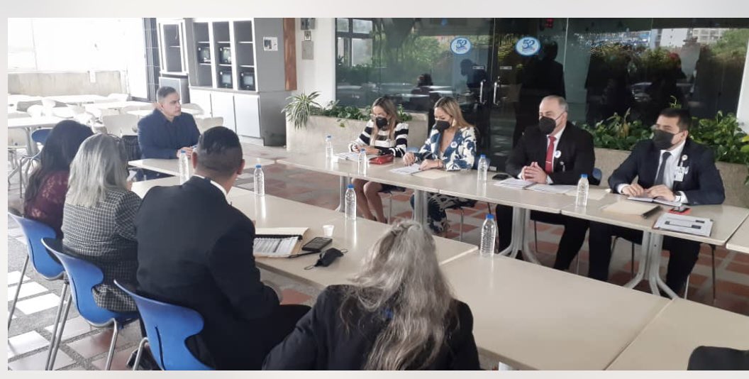 TarekWiliamSaab's tweet photo. #TRABAJO… activadas todas las Direcciones Generales y de Línea para #avanzar de manera #EFICIENTE en la atención a nuestro pueblo -en todos y cada uno de los despachos #fiscales- receptores de #denuncias  sobre casos que exigen #JUSTICIA… https://t.co/s9aJib6CnS