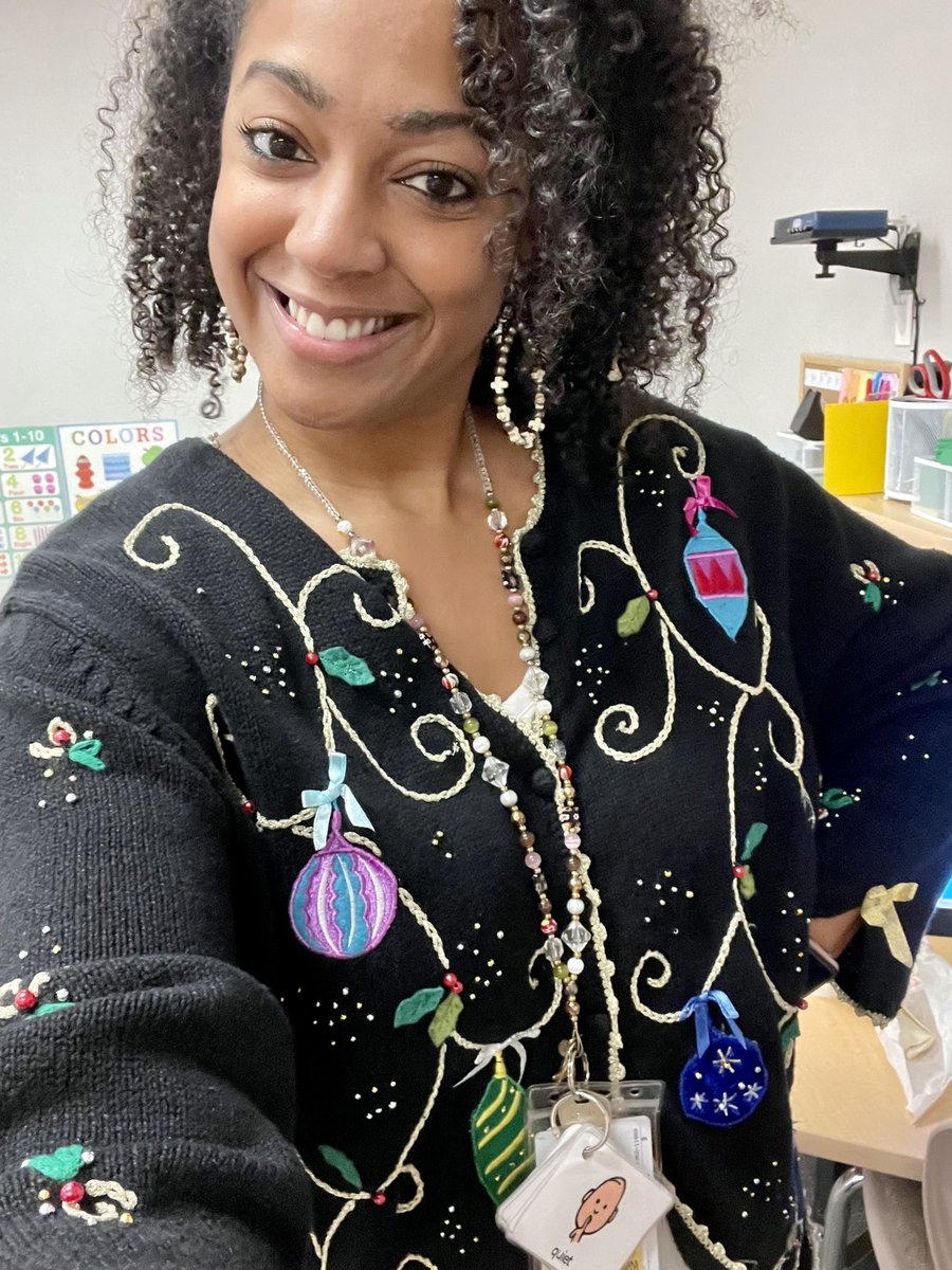 ecseROCKS's tweet photo. Ugly Christmas sweater day!!!! 😆😆#hillbillychristmas https://t.co/XY3DWlSiVw