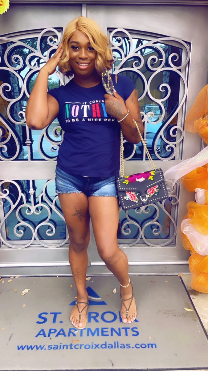 gavensbertmya's tweet photo. ✨ u see the glitz and glam.. but behind all that.
iAm human ..
&amp; despite how others feel.. 
iAm special ..
it’s take a rare thickness of the skin to walk even 1 mile in MY shoes 
#TheeGavensbert
#MyaRay
#FancyXMyaRay
#MyaWithDaFyia
#ClockMeInImBoutToWork
#ClockMeInImAboutToWork https://t.co/R6EvtVr4tG